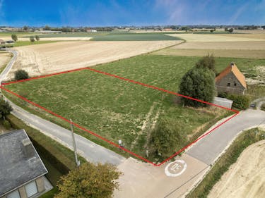 Schitterend gelegen bouwgrond met bouwvergunning!