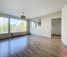 Appartement lumineux 2 chambres avec garage à Auderghem