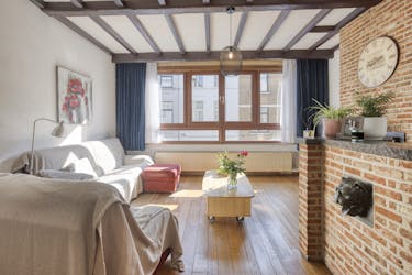 Huis met 4 slaapkamers en magazijn te koop in Borgerhout