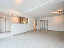 Gelijkvloers 3 slaapkamer appartement te huur in Gooreind