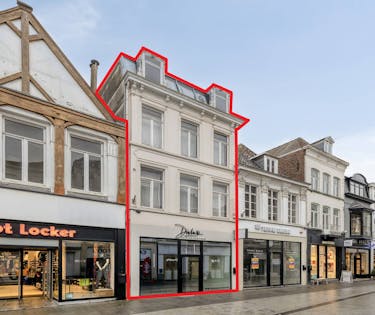 Handelspand te koop in hartje Kortrijk