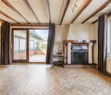 Op te knappen appartement in Centrum Kortessem