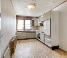 Op te knappen appartement in Centrum Kortessem