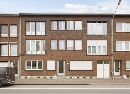 Appartement (106m²) met 2 slaapkamers en garage te koop Wilrijk