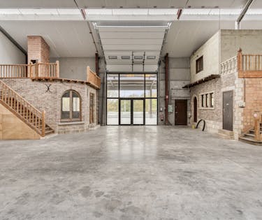 KMO-unit van 488 m² te huur in Kuurne