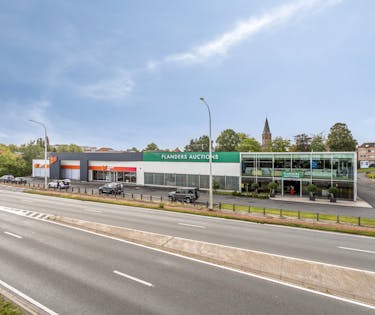Commerciële site te koop langs de Ring te Roeselare