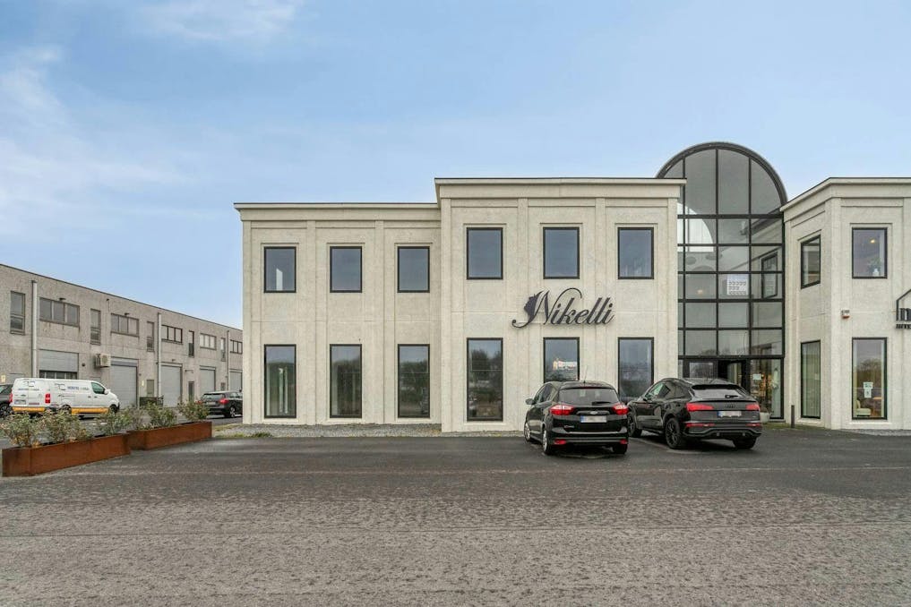 Stijlvol handelspand met tal van mogelijkheden (482 m²) te huur