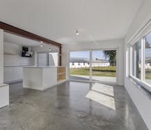 Volledig vernieuwde woning met 4 slaapkamers in Stevoort