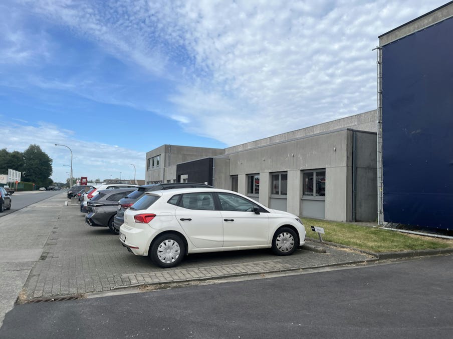 Kantoor in Industriezone Aalter