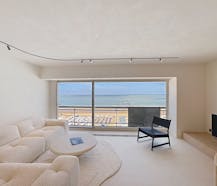 Appartement met frontaal zeezicht te koop nabij Knokke