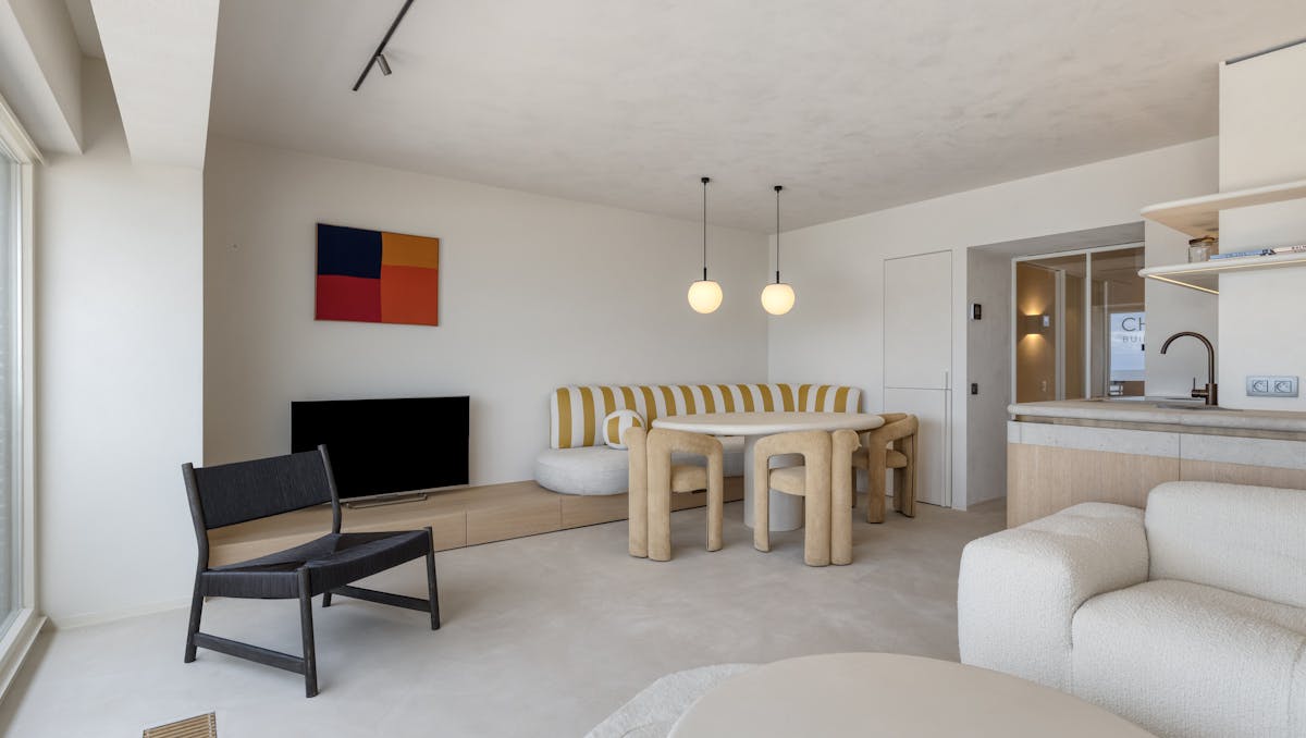 Appartement met frontaal zeezicht te koop nabij Knokke