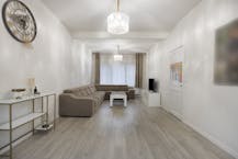 Huis met 6 slaapkamers  en tuin te koop in Merksem!