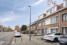 Huis met 6 slaapkamers  en tuin te koop in Merksem!