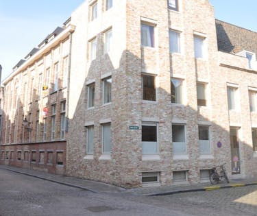 Ondergrondse staanplaats te huur in centrum Brugge