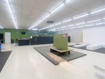 Centraal gelegen handelsruimte te huur in centrum Aartrijke.