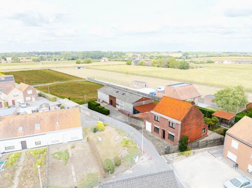 Huis met magazijn te koop Geluveld