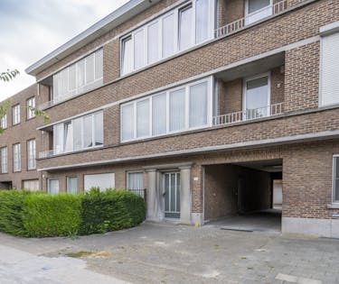 Te koop: gerenoveerd appartement op Sint-Elisabeth te Kortrijk