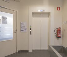 Kantoorruimte met parking te huur in centrum van Kortrijk