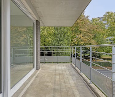 Two bedroom apartment with parking space for sale in Jette