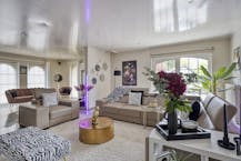 Gelijkvloerse villa op een centrale locatie in Brussegem