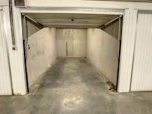 Garagebox op wandelafstand van centrum en zeedijk Middelkerke