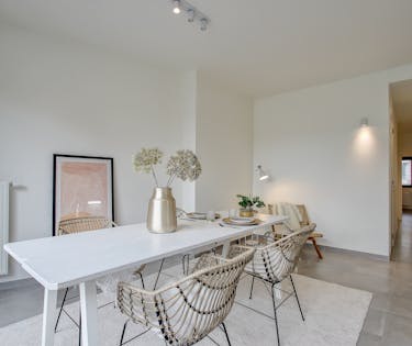 Ruim nieuwbouwappartement te koop in het centrum.