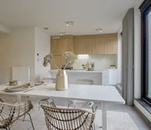 Ruim nieuwbouwappartement te koop in het centrum.