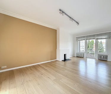 Ixelles - Appartement 1 chambre de 77m² + terrasse.