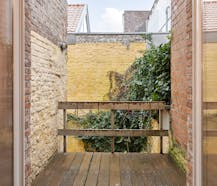 Lichtrijke en charmante hoekwoning in het Prinsenhof te Gent