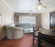 Instapklaar appartement met 2 slaapkamers en terras.