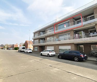 Instapklaar appartement met 2 slaapkamers en terras.