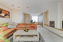 Ready-to-move family home with cozy garden in Roeselare