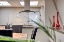 Ready-to-move family home with cozy garden in Roeselare