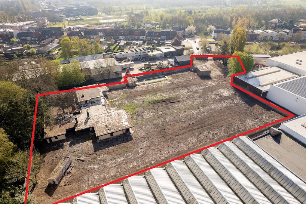 Industriegrond (ca. 10.156 m²) te koop in Eeklo