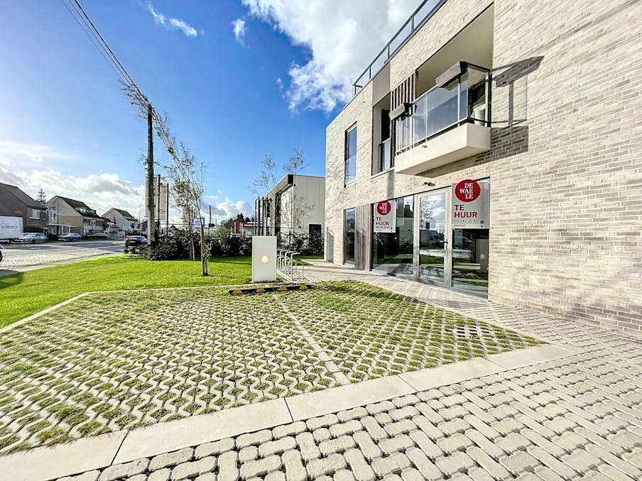 Nieuwbouw handelspand (276 m²) te huur in Astene