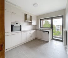 Zeer ruime duplex te huur in Strombeek