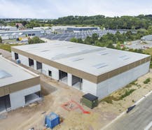 Nieuwbouw KMO-unit van ca.240m² te koop in Tielt