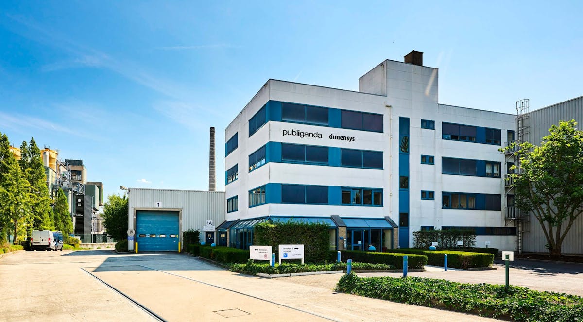 Magazijn (7.900 m²) met kantoren te huur op toplocatie Gent