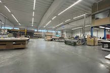 Magazijn (7.900 m²) met kantoren te huur op toplocatie Gent