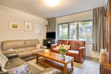 Ruim huis met 5/6 slaapkamers, garage en tuin in Boom