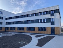 Gerenoveerde kantoren (185 m²-2.940 m²) te huur in Gent