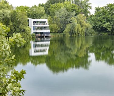 Kantoor te huur in Niel: unieke ligging aan het water