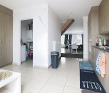Appartement met 3 slaapkamers, garage en terras te Wakken.
