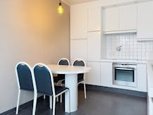 Instapklare woning met 2 slaapkamers te Roeselare.