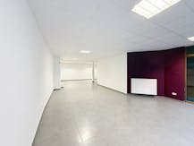 Mooie handelsruimte te huur in de Ooststraat te Veurne