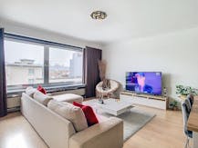 Centraal gelegen ruim appartement met garage te Beveren 