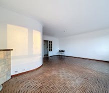 Ruim tweeslaapkamerappartement te huur in Merksem!