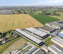 Nieuwbouw KMO-unit van ca. 180 m² in project Saturnus
