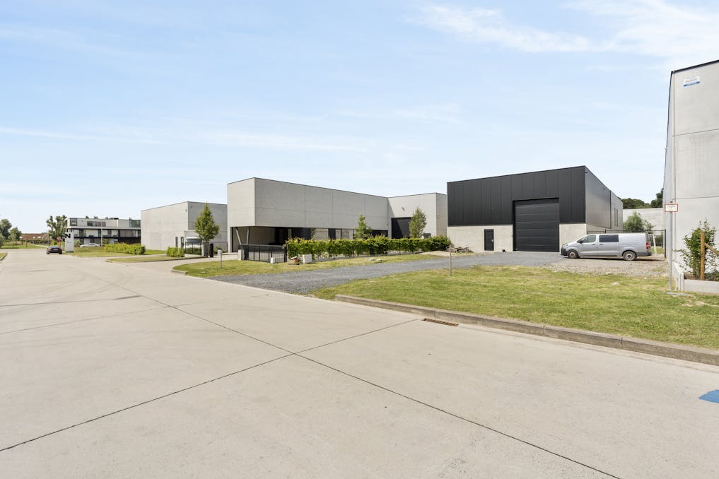 Bedrijfsgebouw op industriezone Nelca Noord te Lendelede