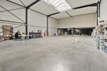 Bedrijfsgebouw op industriezone Nelca Noord te Lendelede